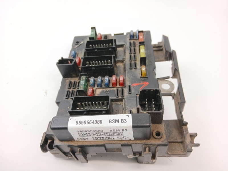 Recambio de caja reles / fusibles para citroën xsara (n1) 2.0 hdi 109 referencia OEM IAM 9650664080  