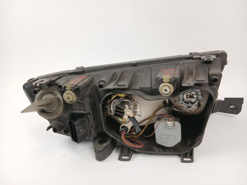 Recambio de faro izquierdo para skoda fabia i combi (6y5) 1.9 tdi referencia OEM IAM 246365  