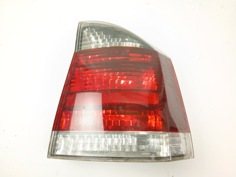 Recambio de piloto trasero derecho para opel vectra c gts (z02) 1.9 cdti (f68) referencia OEM IAM   