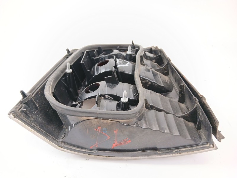 Recambio de piloto trasero derecho para opel vectra c gts (z02) 1.9 cdti (f68) referencia OEM IAM   