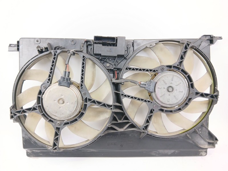 Recambio de electroventilador para opel vectra c gts (z02) 1.9 cdti (f68) referencia OEM IAM 13123751  