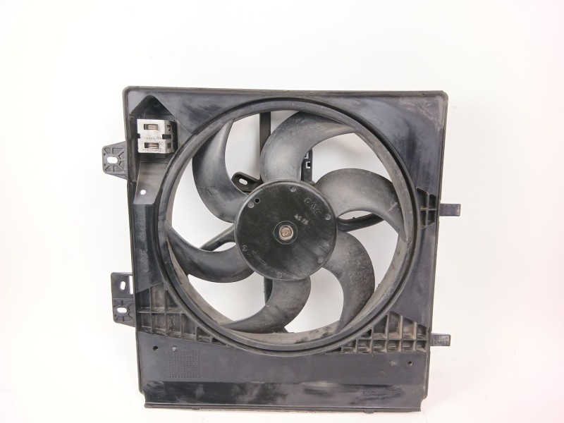 Recambio de electroventilador para citroën c3 pluriel (hb_) 1.4 hdi referencia OEM IAM 8240503  