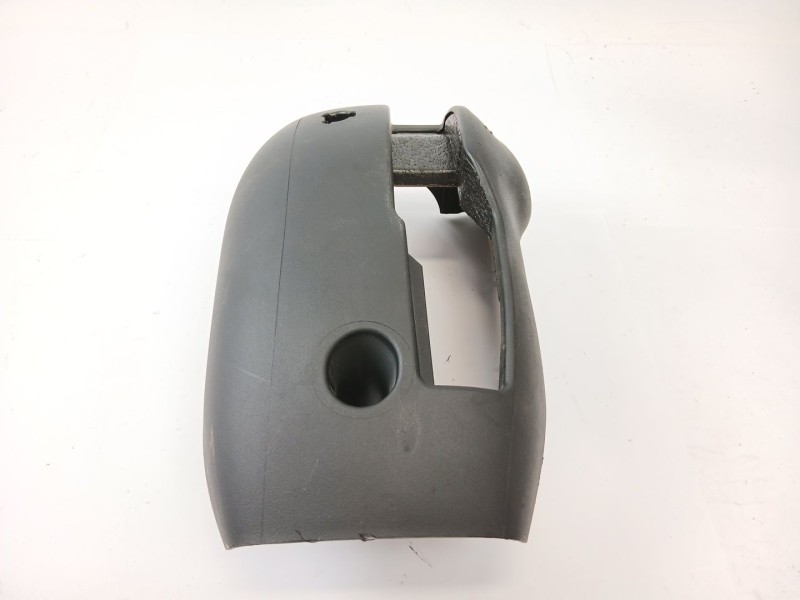 Recambio de moldura para ford focus iii sedán 1.6 tdci referencia OEM IAM   