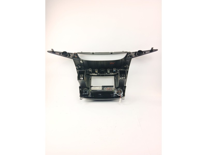 Recambio de consola central para ssangyong rodius i 2.7 xdi referencia OEM IAM   