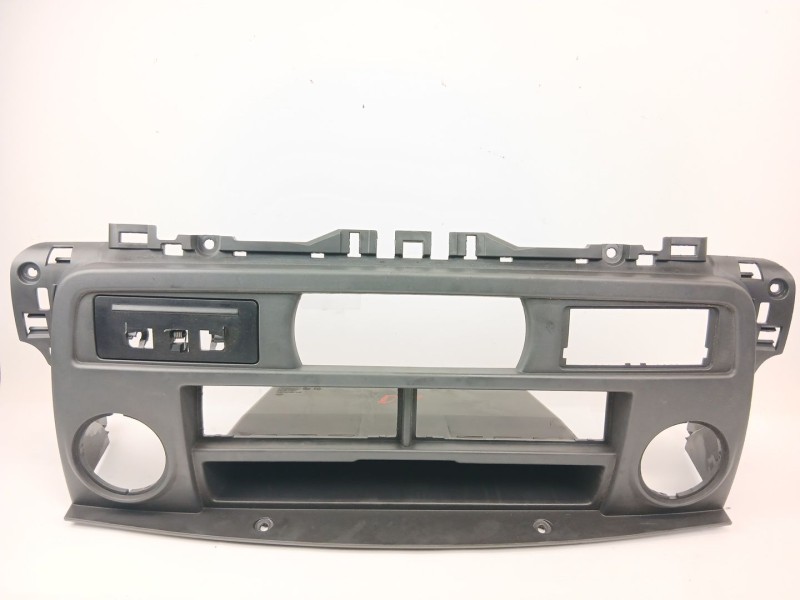Recambio de consola central para renault master ii furgoneta (fd) 2.5 dci 120 referencia OEM IAM 8200188999  
