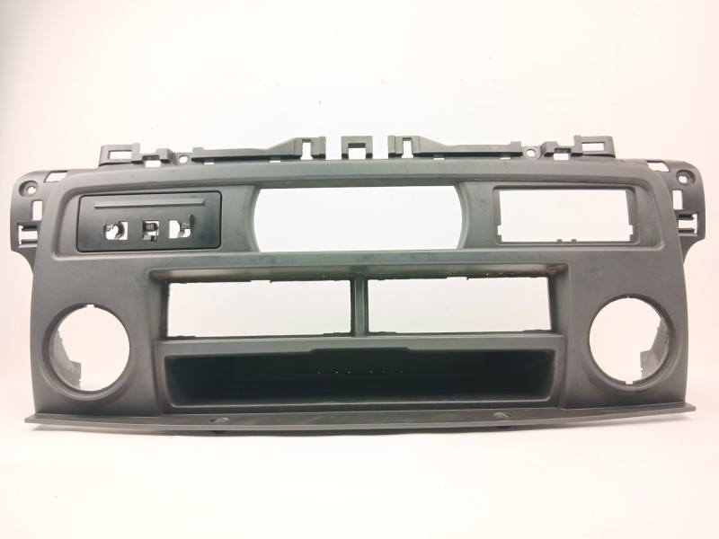 Recambio de consola central para renault master ii furgoneta (fd) 2.5 dci 120 referencia OEM IAM 8200188999  