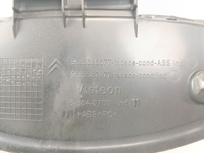 Recambio de moldura para citroën c5 iii (rd_) 2.0 hdi 140 referencia OEM IAM 9682386677  