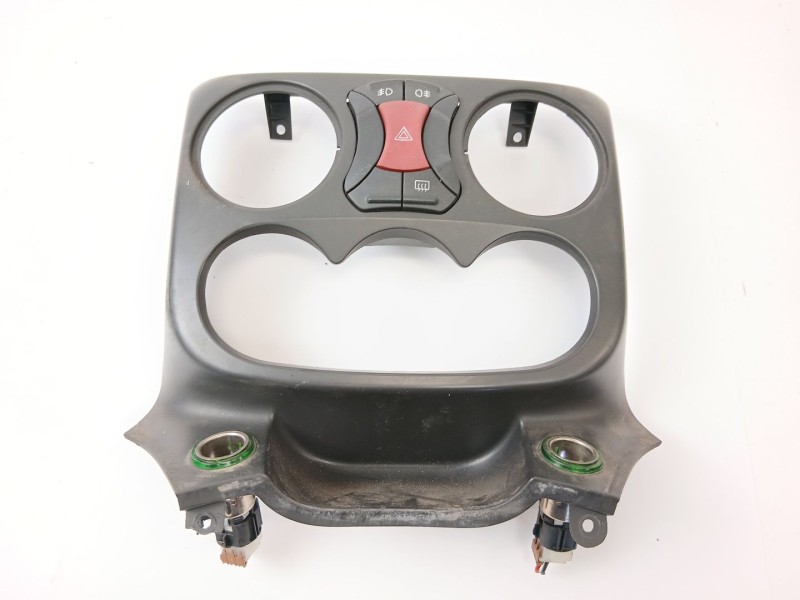 Recambio de consola central para fiat doblo (119) 1.9 jtd cat referencia OEM IAM 735301985  