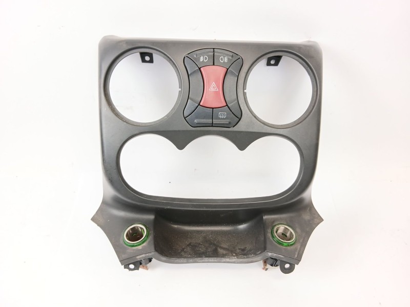 Recambio de consola central para fiat doblo (119) 1.9 jtd cat referencia OEM IAM 735301985  