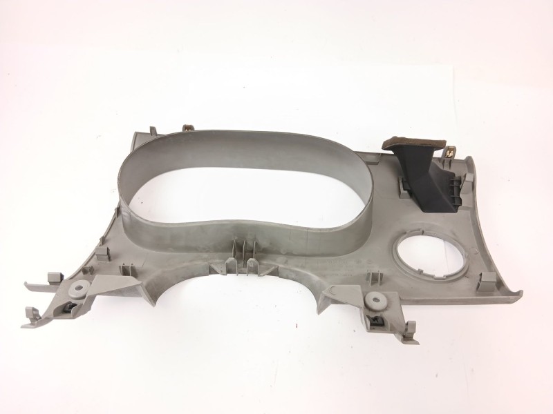 Recambio de moldura para renault master ii furgoneta (fd) 2.5 dci 120 referencia OEM IAM 8200188996  
