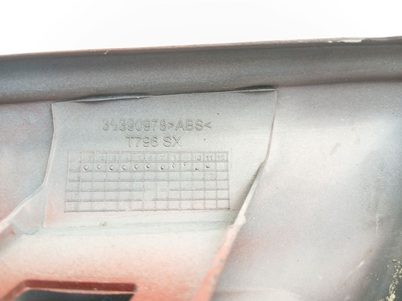 Recambio de molduras delanteras para fiat doblo (119) 1.9 jtd cat referencia OEM IAM 735390978  