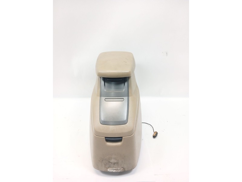 Recambio de consola central para ssangyong rodius i 2.7 xdi referencia OEM IAM   