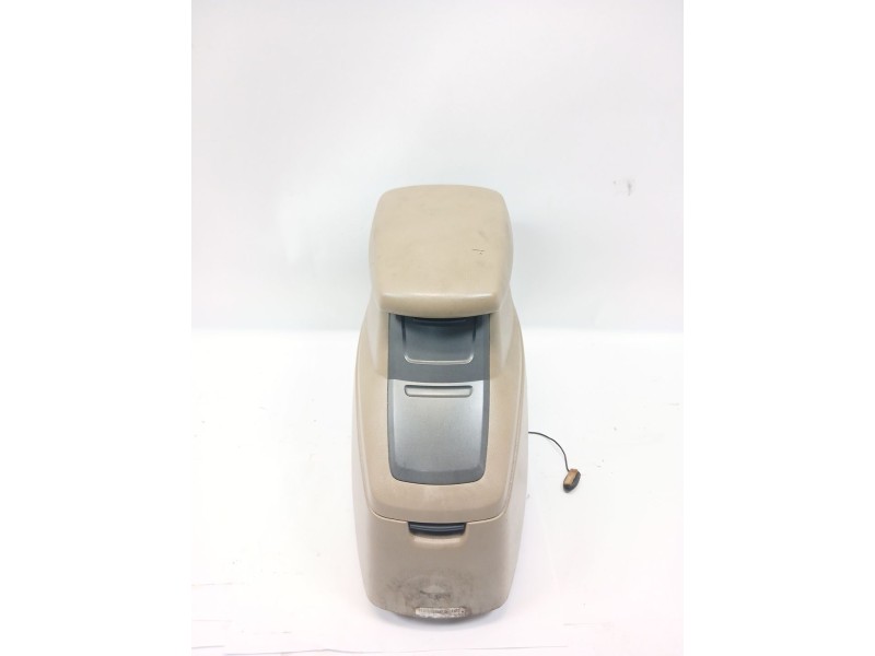 Recambio de consola central para ssangyong rodius i 2.7 xdi referencia OEM IAM   
