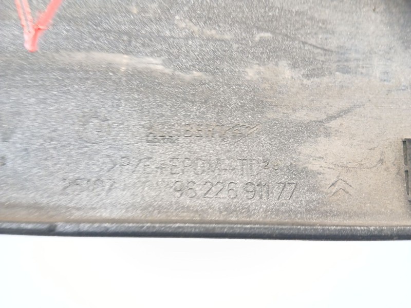 Recambio de moldura para citroën xsara (n1) 1.9 d referencia OEM IAM 9622691177  
