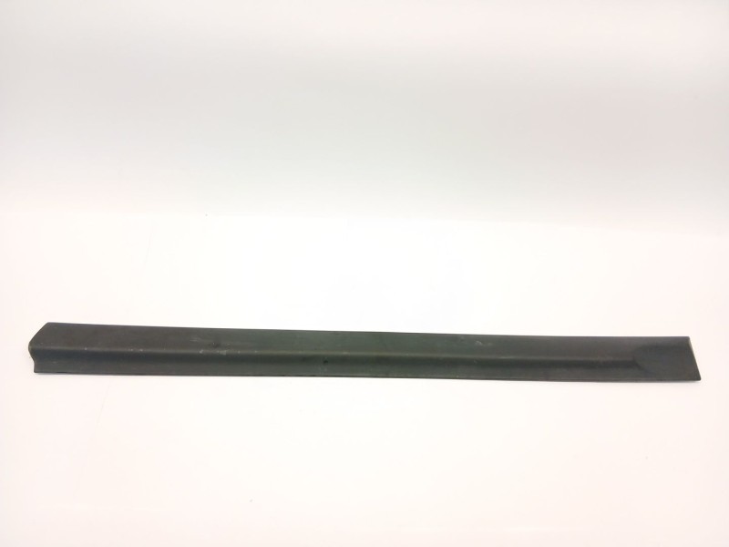Recambio de moldura para opel zafira a limusina (t98) 2.0 di 16 v (f75) referencia OEM IAM 090597588  