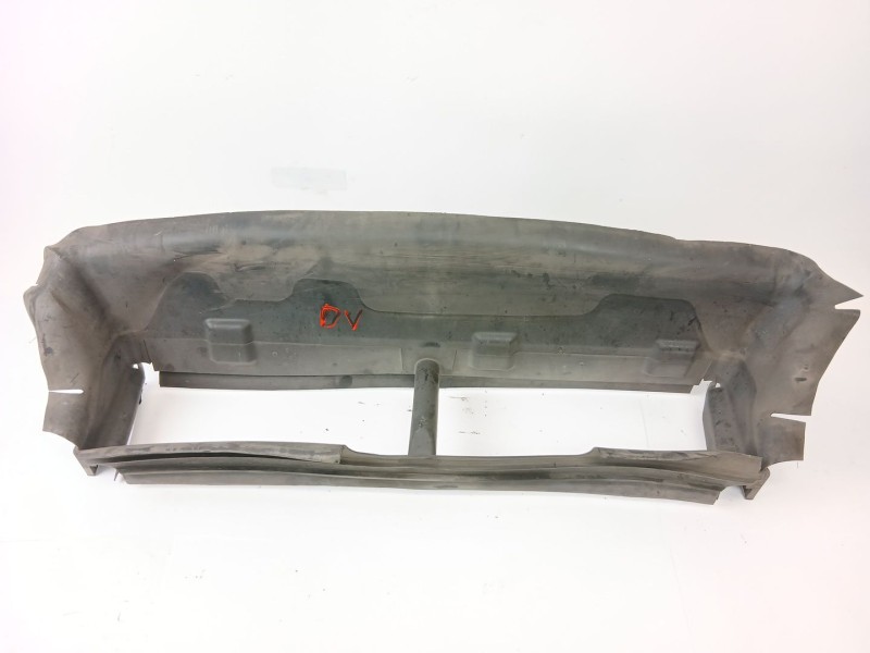 Recambio de moldura para ford focus iii sedán 1.6 tdci referencia OEM IAM BM518312  