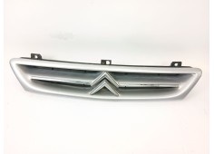Recambio de rejilla delantera para citroën xsara (n1) 1.9 d referencia OEM IAM 9627892077  