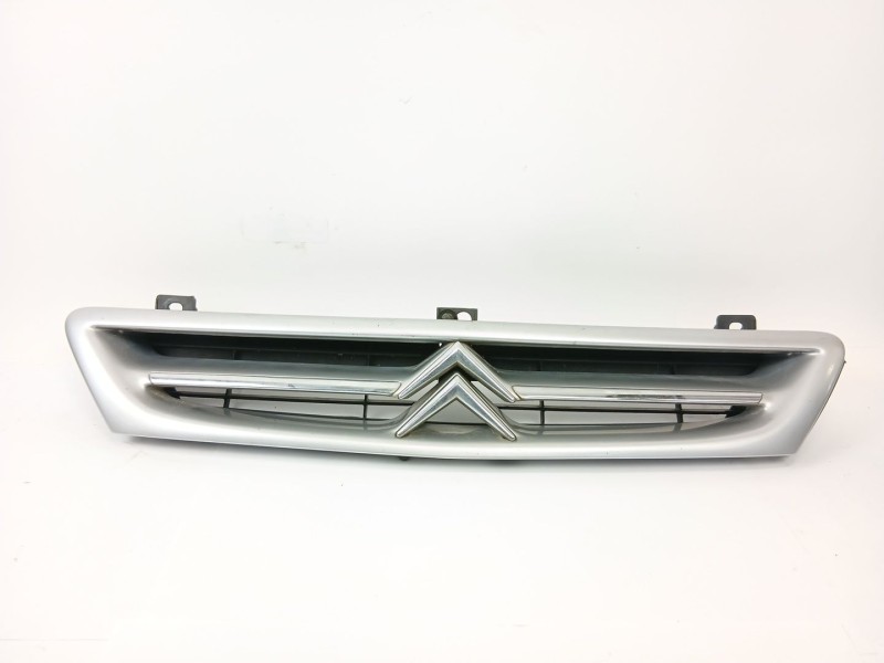 Recambio de rejilla delantera para citroën xsara (n1) 1.9 d referencia OEM IAM 9627892077  