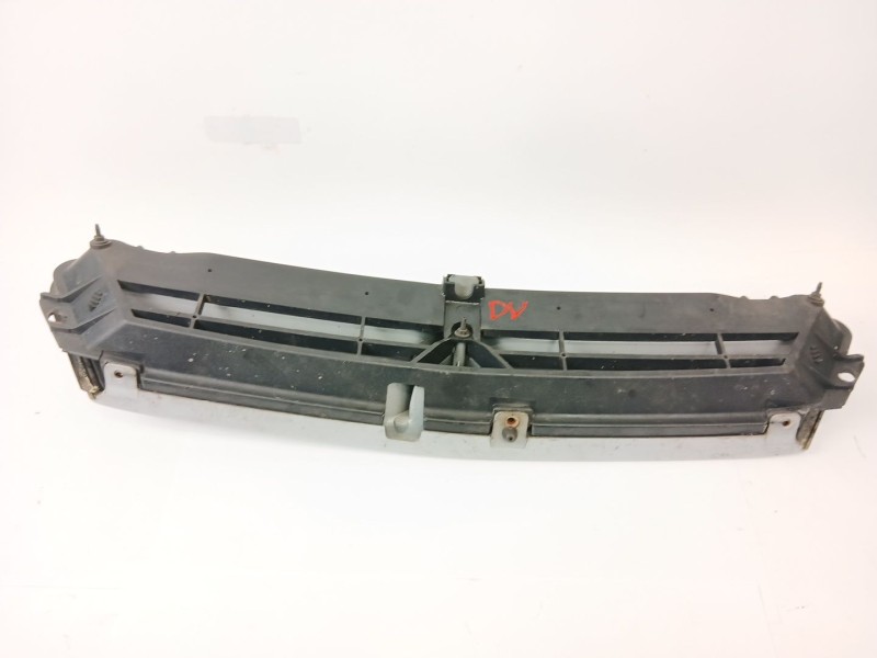 Recambio de rejilla delantera para citroën xsara (n1) 1.9 d referencia OEM IAM 9627892077  