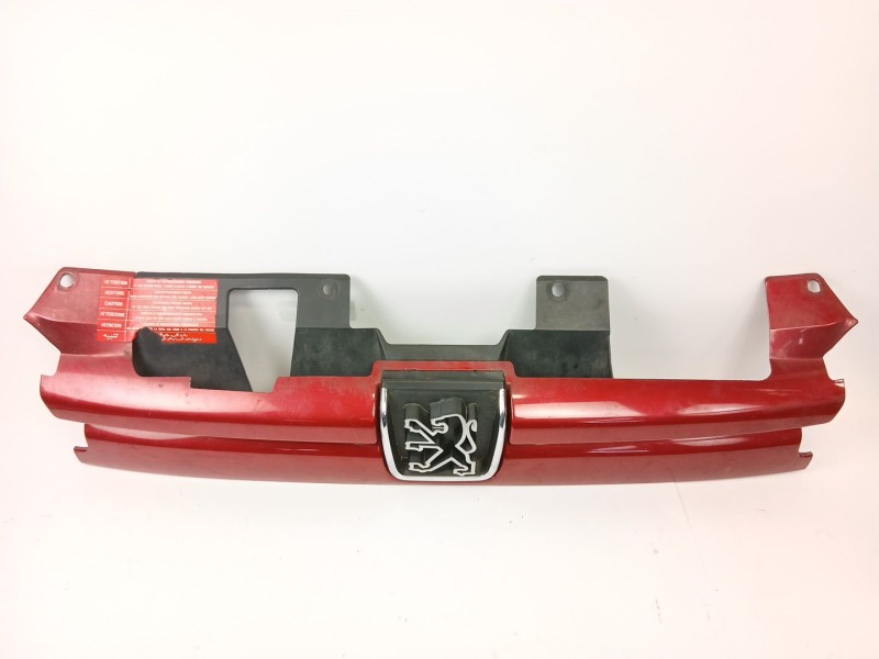 Recambio de rejilla delantera para peugeot 306 break (7e, n3, n5) 1.9 td referencia OEM IAM 9621134580  