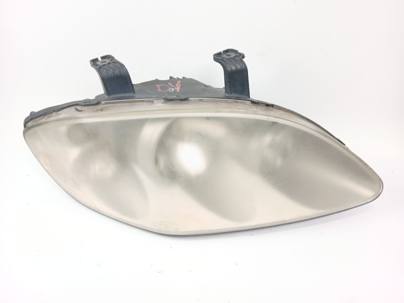 Recambio de faro derecho para ssangyong rodius i 2.7 xdi referencia OEM IAM   