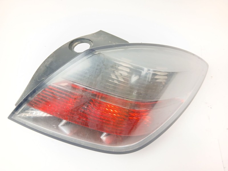 Recambio de piloto trasero derecho para opel astra h gtc (a04) 1.8 (l08) referencia OEM IAM 13252444  