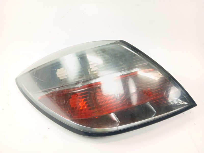 Recambio de piloto trasero izquierdo para opel astra h gtc (a04) 1.8 (l08) referencia OEM IAM 13252443  