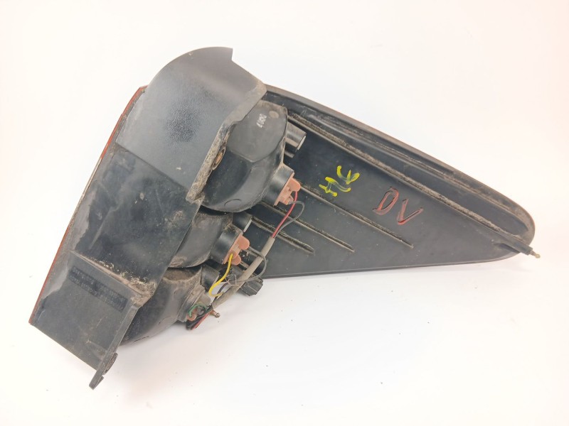 Recambio de piloto trasero izquierdo para ssangyong rodius i 2.7 xdi referencia OEM IAM   
