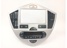 Recambio de consola central para kia carens i monospace (fc, fj) 2.0 crdi referencia OEM IAM 8K2FB61190  