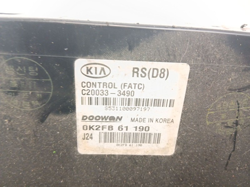 Recambio de consola central para kia carens i monospace (fc, fj) 2.0 crdi referencia OEM IAM 8K2FB61190  