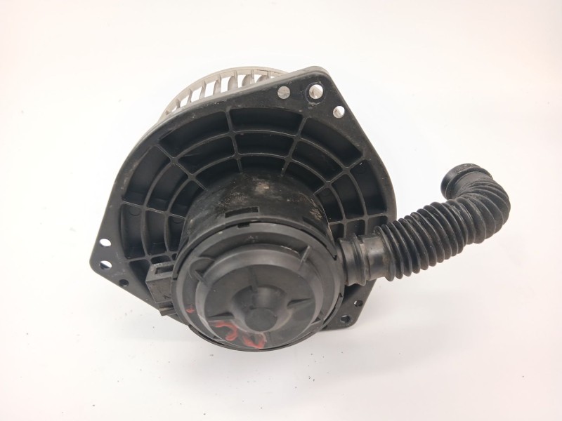 Recambio de motor calefaccion para ssangyong rodius i 2.7 xdi referencia OEM IAM 40510400  