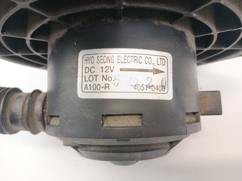 Recambio de motor calefaccion para ssangyong rodius i 2.7 xdi referencia OEM IAM 40510400  