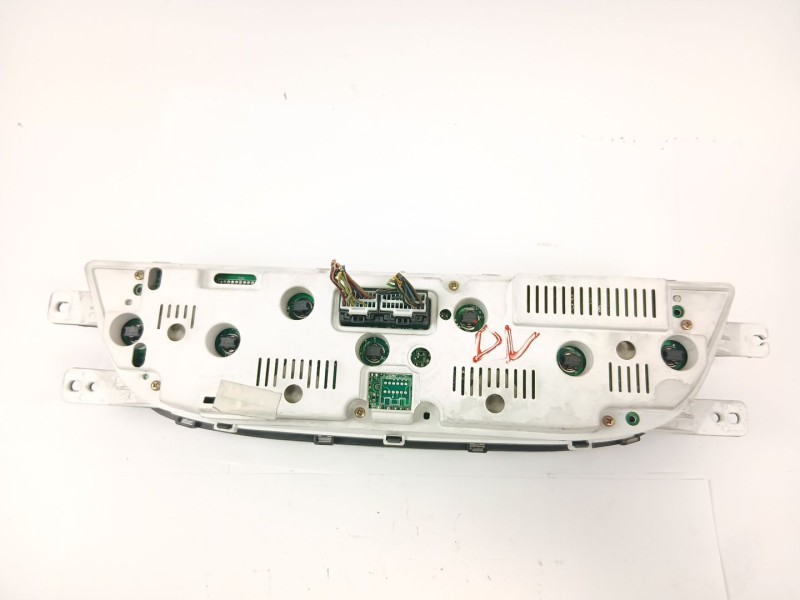 Recambio de cuadro instrumentos para ssangyong rodius i 2.7 xdi referencia OEM IAM 8020021050  