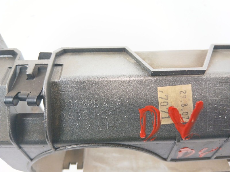 Recambio de consola central para opel astra h gtc (a04) 1.8 (l08) referencia OEM IAM 331985437  