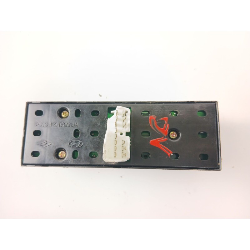 Recambio de mando elevalunas delantero izquierdo para kia carens i monospace (fc, fj) 2.0 crdi referencia OEM IAM   