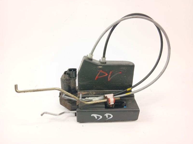 Recambio de cerradura puerta delantera derecha para ssangyong rodius i 2.7 xdi referencia OEM IAM   