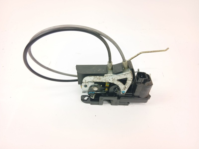 Recambio de cerradura puerta delantera derecha para ssangyong rodius i 2.7 xdi referencia OEM IAM   