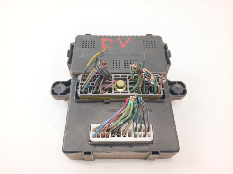 Recambio de modulo electronico para ssangyong rodius i 2.7 xdi referencia OEM IAM 8232021030  