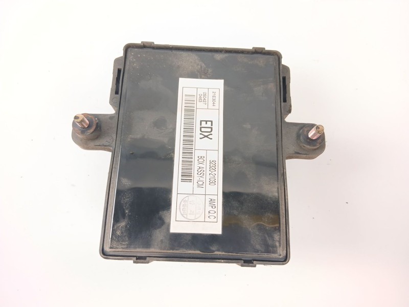Recambio de modulo electronico para ssangyong rodius i 2.7 xdi referencia OEM IAM 8232021030  