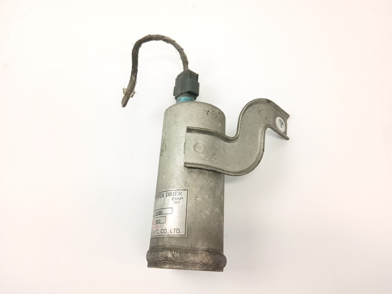 Recambio de evaporador aire acondicionado para ssangyong rodius i 2.7 xdi referencia OEM IAM 615361  