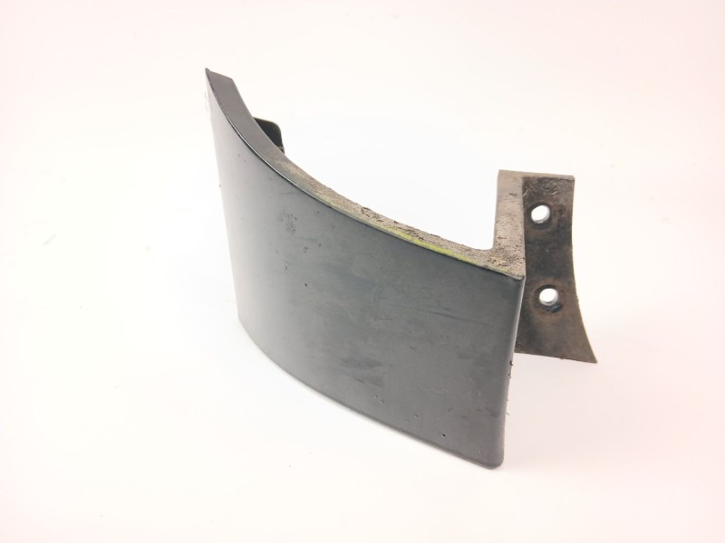 Recambio de molduras traseras para ssangyong rodius i 2.7 xdi referencia OEM IAM 7968021000  