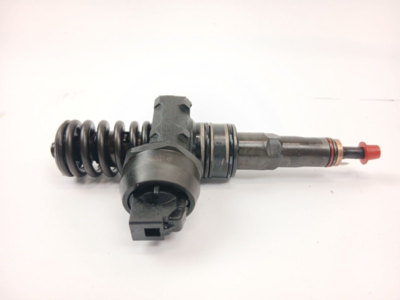 Recambio de inyector para skoda fabia i combi (6y5) 1.9 tdi referencia OEM IAM 0414720037  