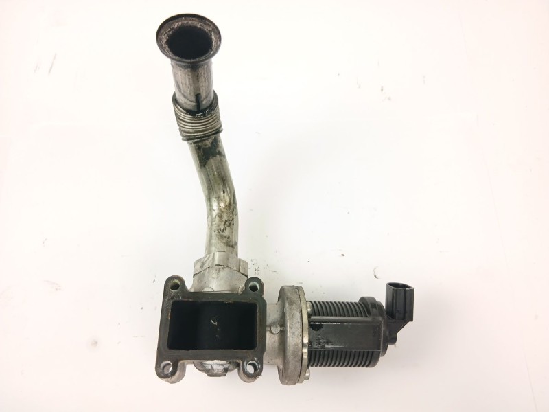 Recambio de valvula egr para opel vectra c gts (z02) 1.9 cdti (f68) referencia OEM IAM 55215031  