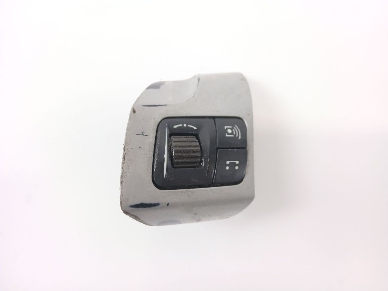 Recambio de mando multifuncion para opel astra h gtc (a04) 1.8 (l08) referencia OEM IAM 13208859  