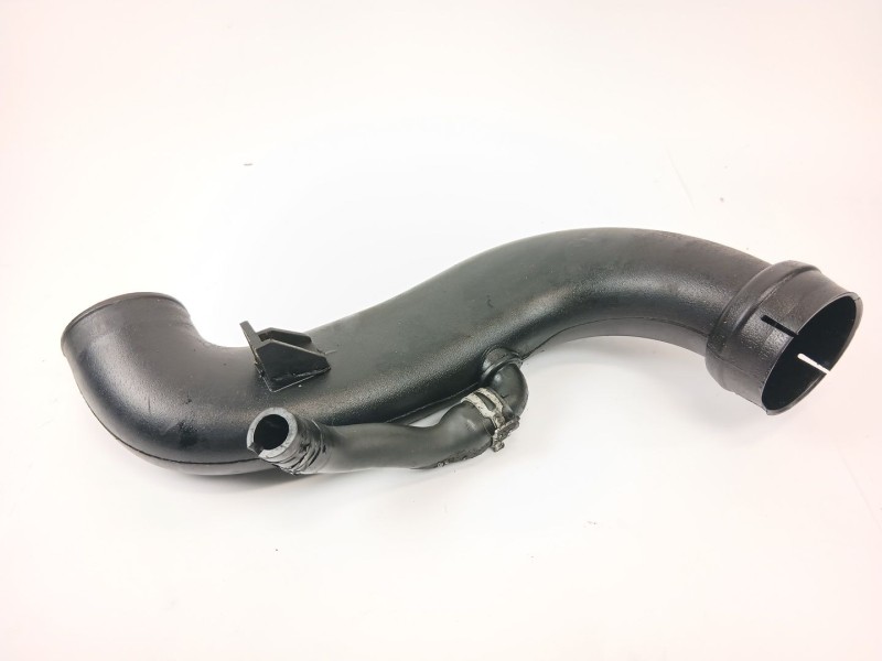 Recambio de tubo admision para opel vectra c gts (z02) 1.9 cdti (f68) referencia OEM IAM 55352725  