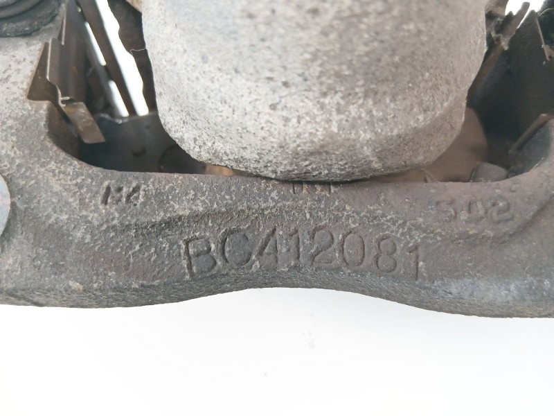 Recambio de pinza freno trasera derecha para ssangyong rodius i 2.7 xdi referencia OEM IAM BC412081  