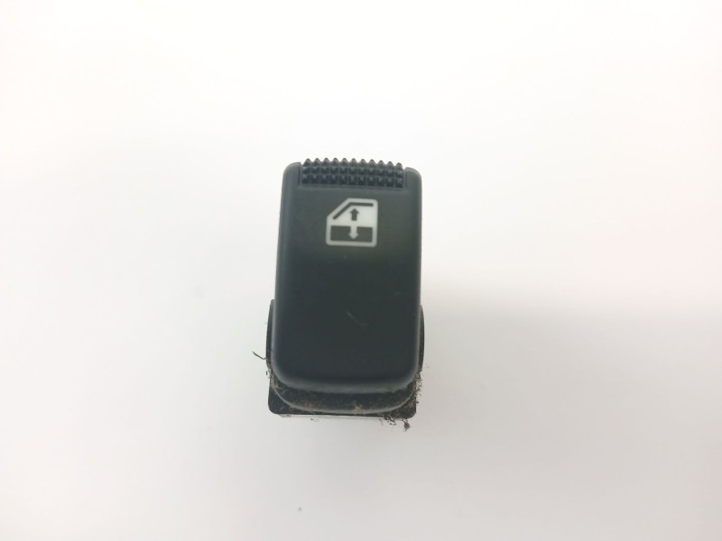 Recambio de mando elevalunas trasero izquierdo para kia carens i monospace (fc, fj) 2.0 crdi referencia OEM IAM   