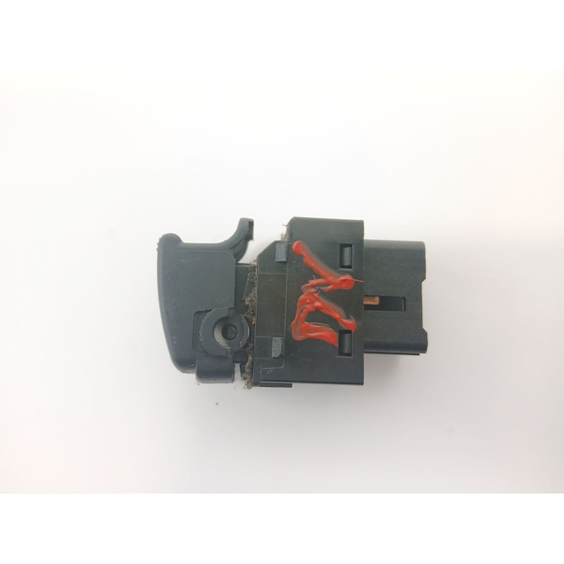 Recambio de mando elevalunas trasero izquierdo para kia carens i monospace (fc, fj) 2.0 crdi referencia OEM IAM   