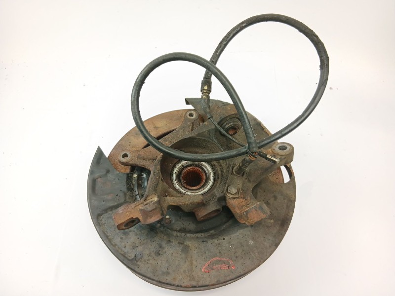Recambio de mangueta trasera derecha para ssangyong rodius i 2.7 xdi referencia OEM IAM 4593221000  