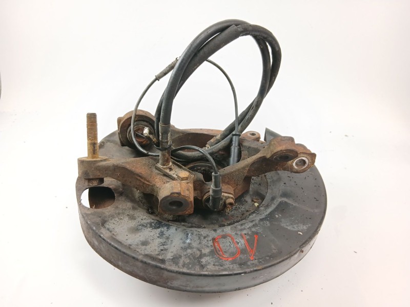 Recambio de mangueta trasera izquierda para ssangyong rodius i 2.7 xdi referencia OEM IAM 4593121000  